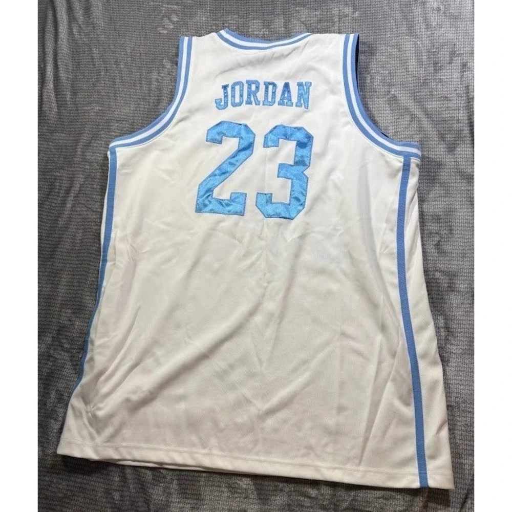 Jordan North Carolina Michael Jordan 23 Jersey Mens XL White Blue Stitched Nike